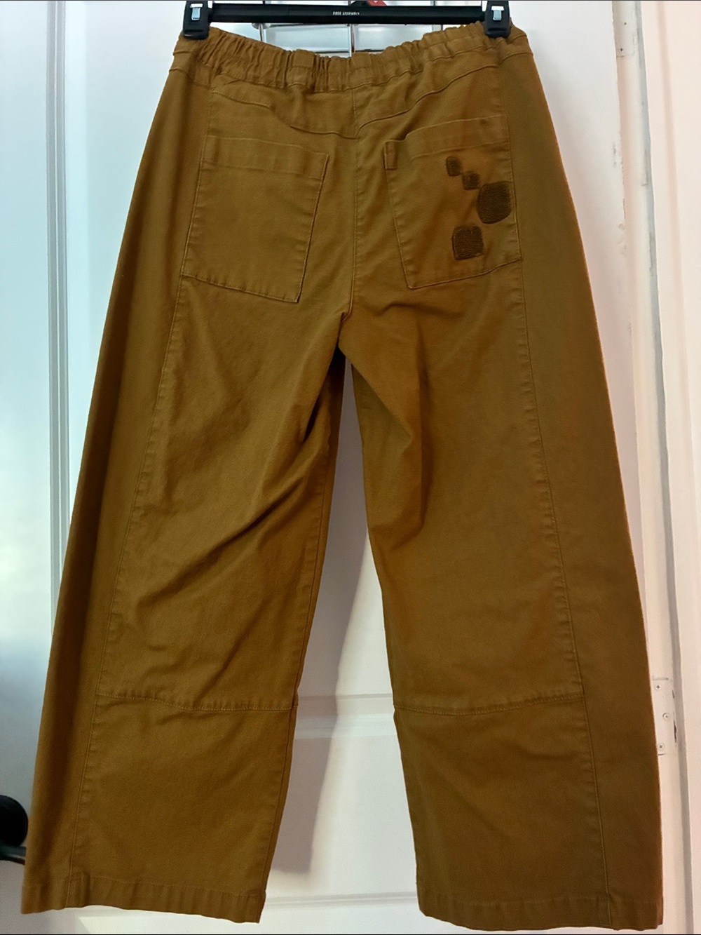 Pilcro Brown Cropped Wide-Leg Cargo Pants with Embroidered Panels - Picture 5 of 12